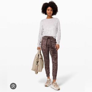 Lululemon Align Joggers (Brown Velvet)